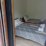 Dougas فندق مبيت وإفطار 3*