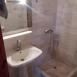 فندق مبيت وإفطار Dougas أركودي